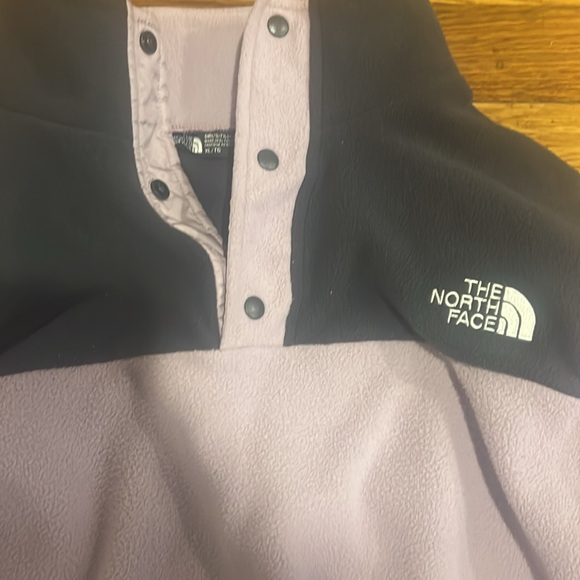 Youth Northface jacket size XL - Picture 2 of 3